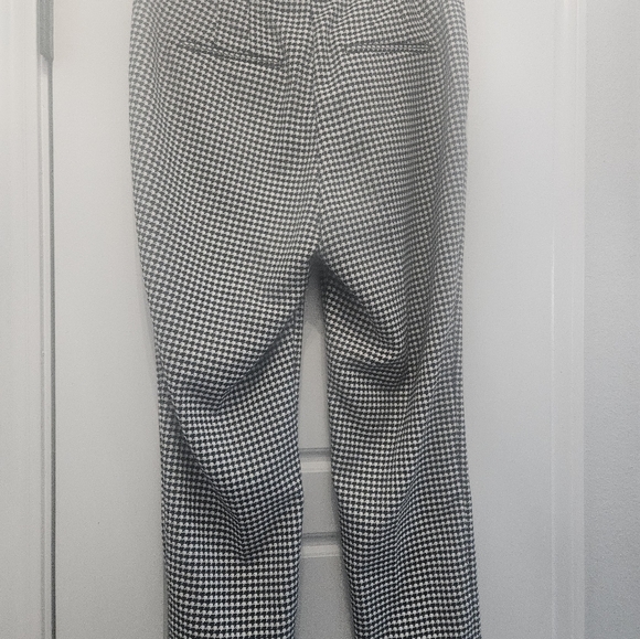 Ann Taylor Houndstooth cuffed pants - Picture 2 of 3